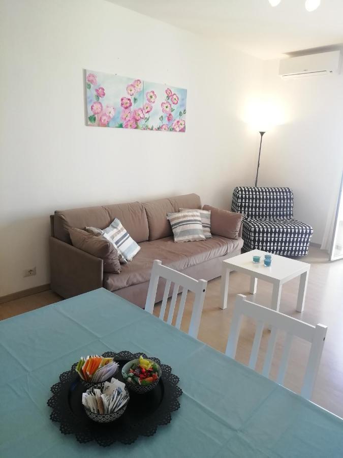 Riva Al Mare Flat