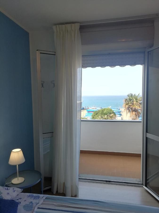 Riva Al Mare Flat *