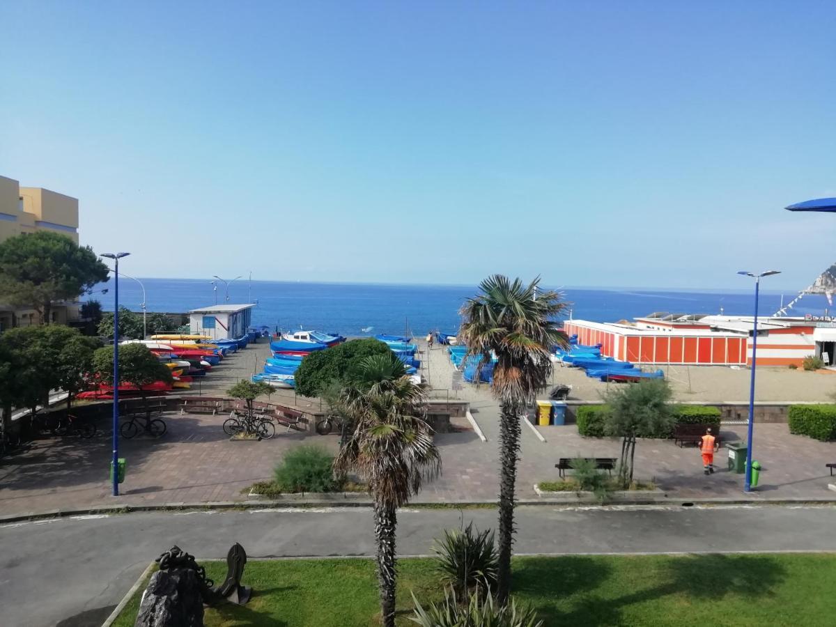 Riva Al Mare Flat Appartement *