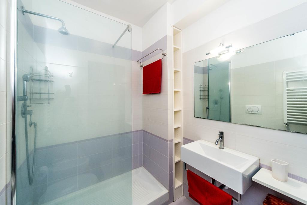 Riva Al Mare Flat Apartment